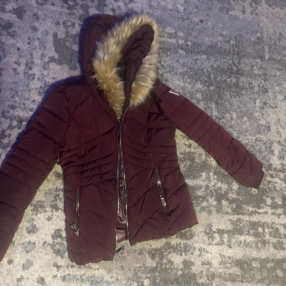 Guess Maroon Puffer Jacket with Faux Fur Trim